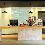 Ibis Centre 3*