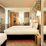 Ibis Centre