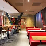 Hotel Ibis Centre 3*