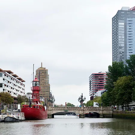 Ibis Centre Hotel 3*