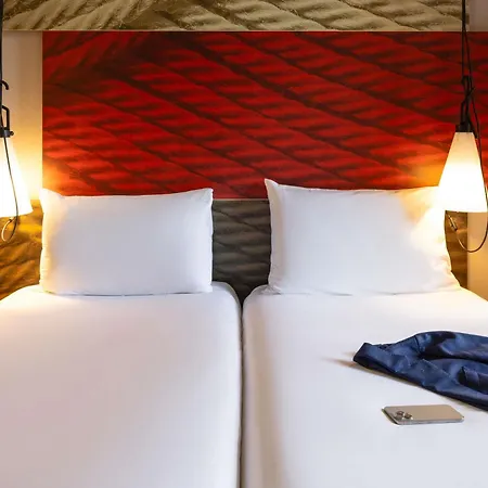 Otel Ibis Centre 3*
