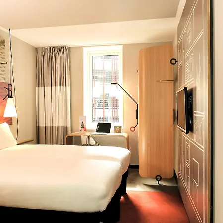 Ibis Centre Hotel