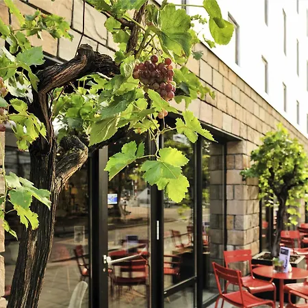 鹿特丹市中心宜必思酒店