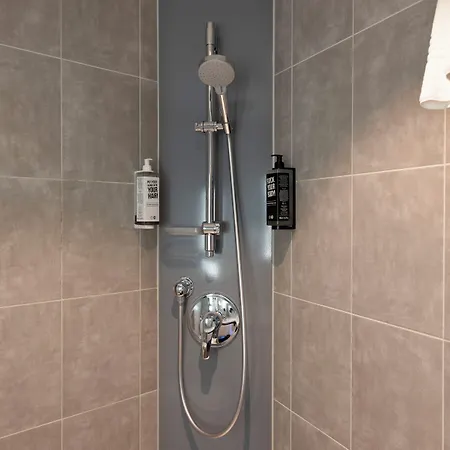 Ibis Centre Hotel 3*
