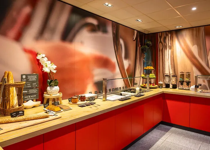 Hotel Ibis Centre 3*