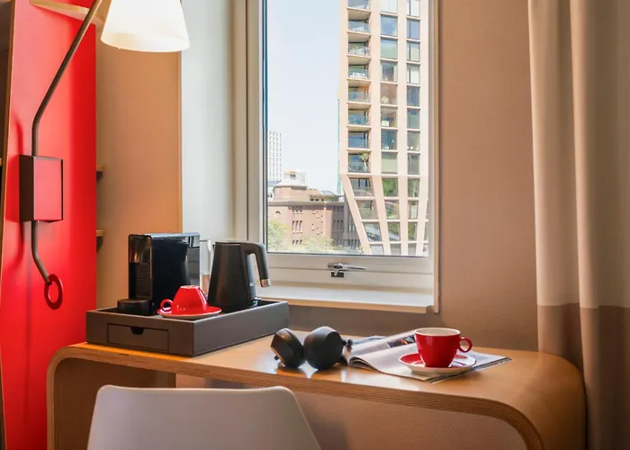 Ibis Centre מלון 3*