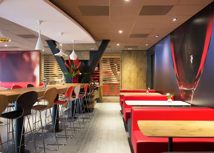 מלון Ibis Centre 3*