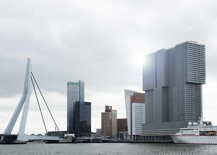 ホテル イビス シティ センター 3*