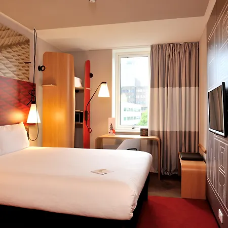 Ibis Centre Ξενοδοχείο 3*