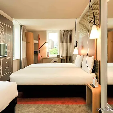 Ξενοδοχείο Ibis Centre 3*